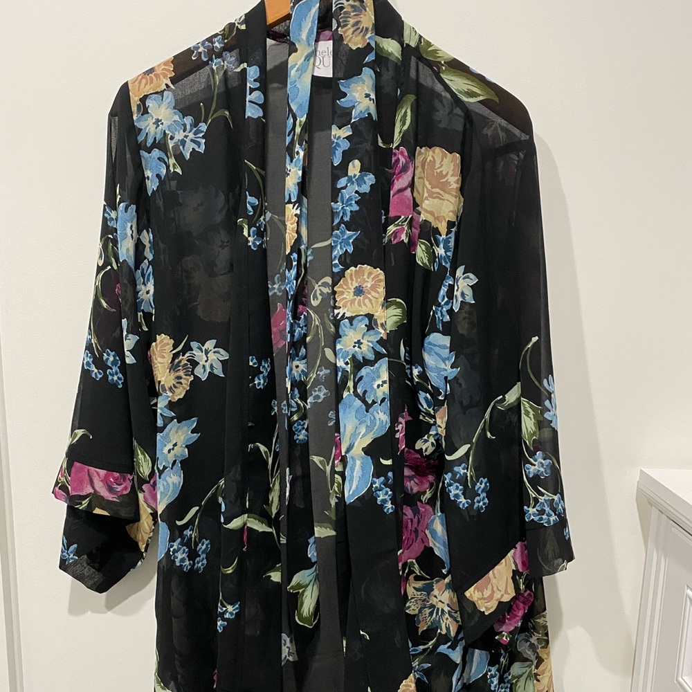 Helena Quinn wrap